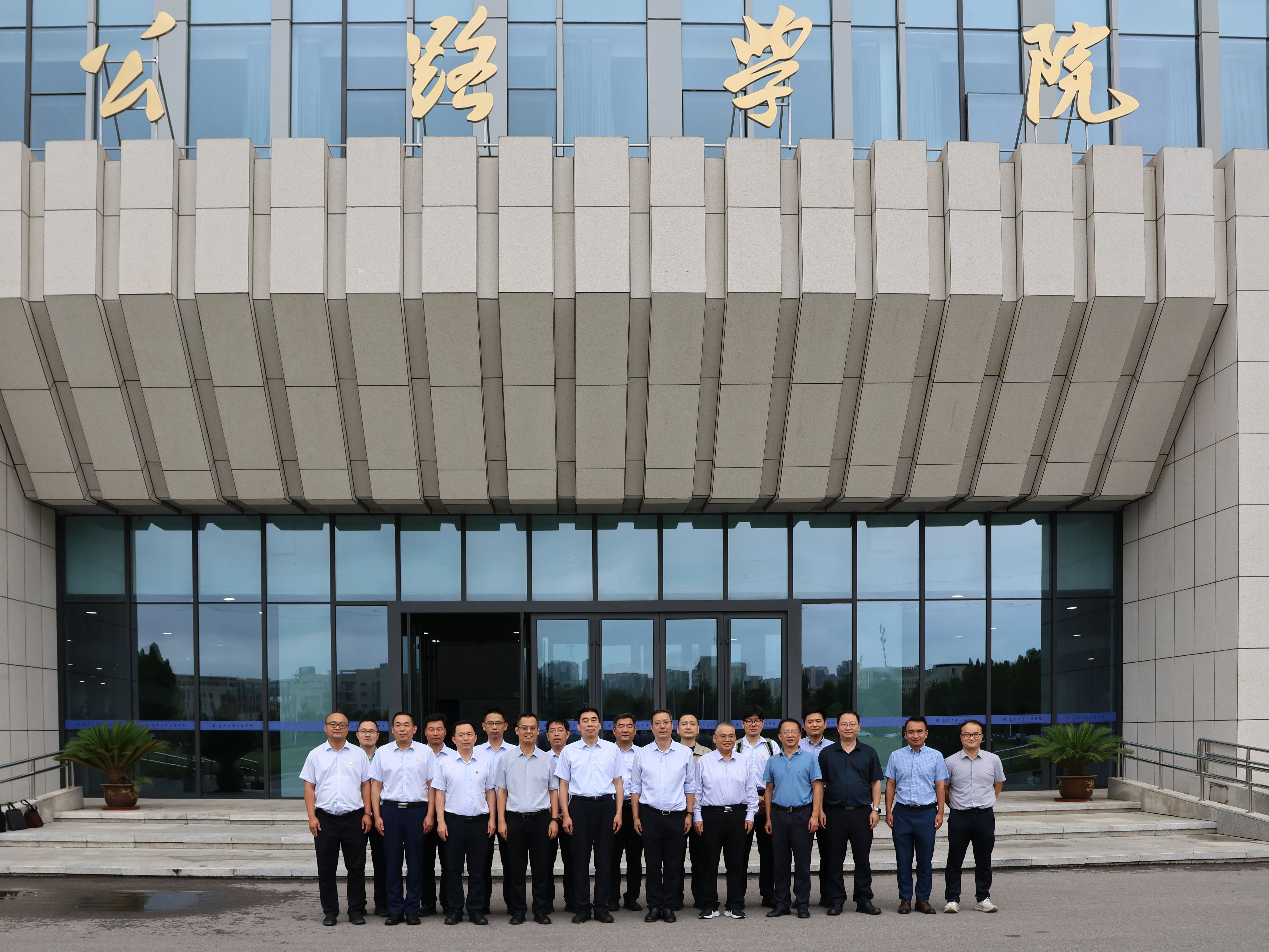 111757577675169185.jpg 微信图片_20250911155949.jpg